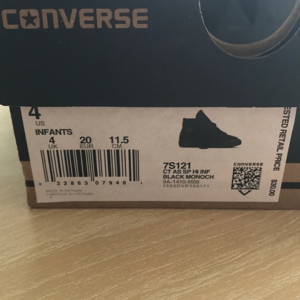 Converse - Picture 4 of 4